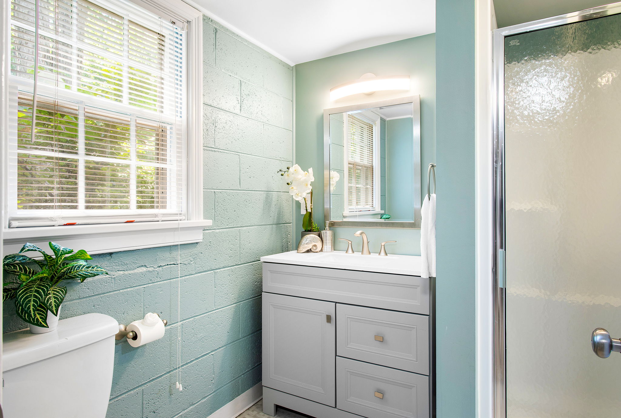 22-Bathroom