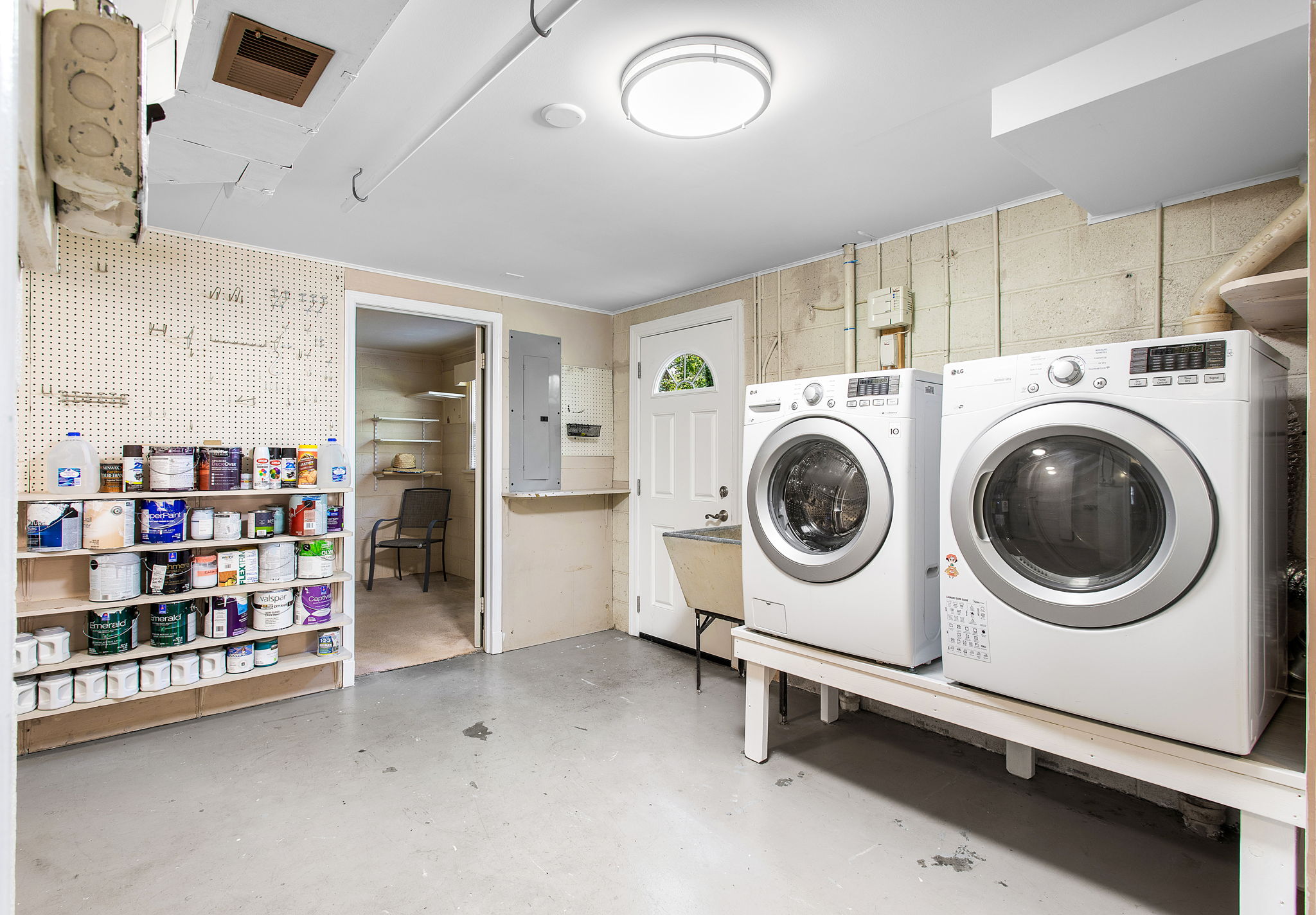 23-Laundry