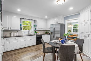 11-Kitchen