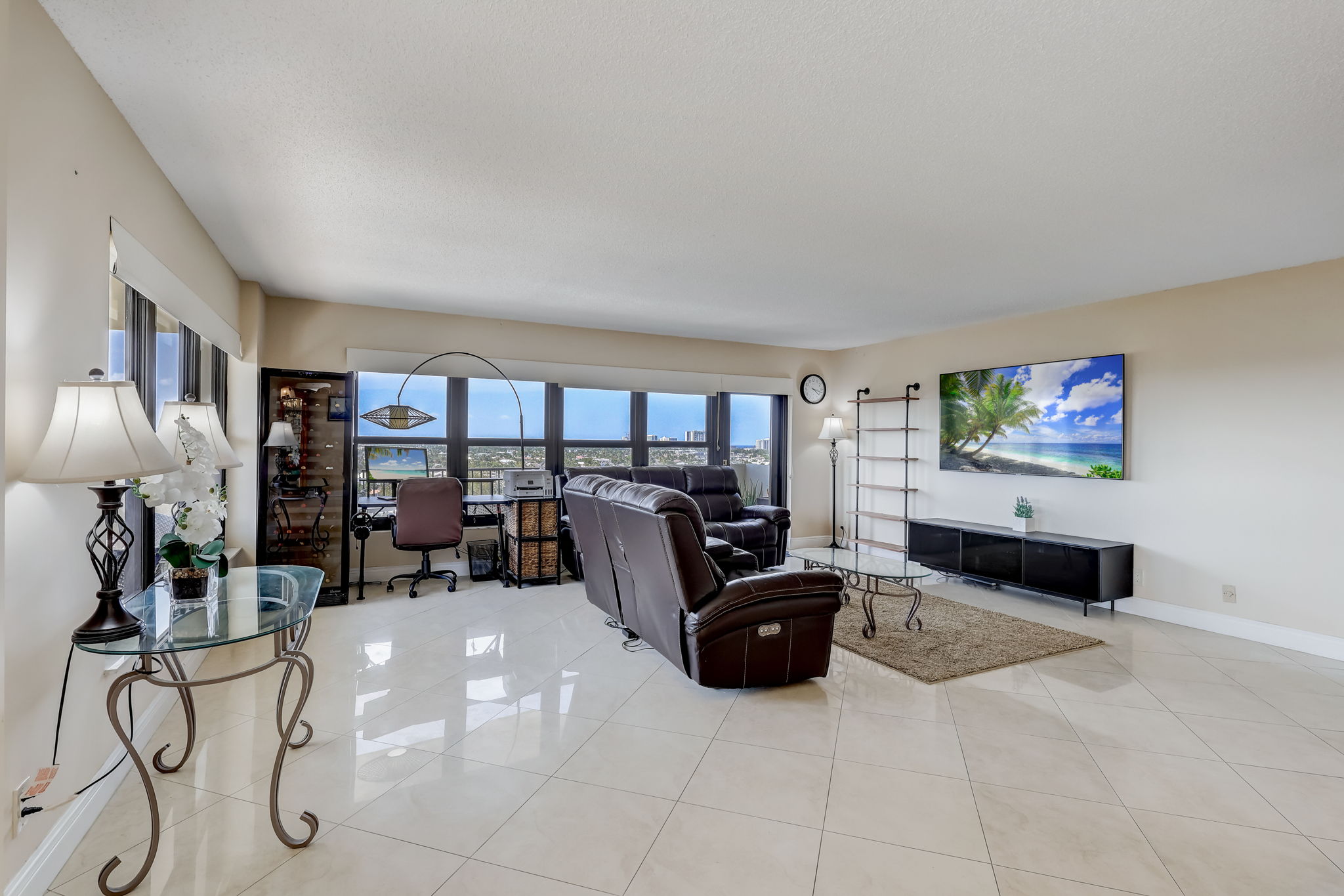 Port Royale Dr N 1207-004