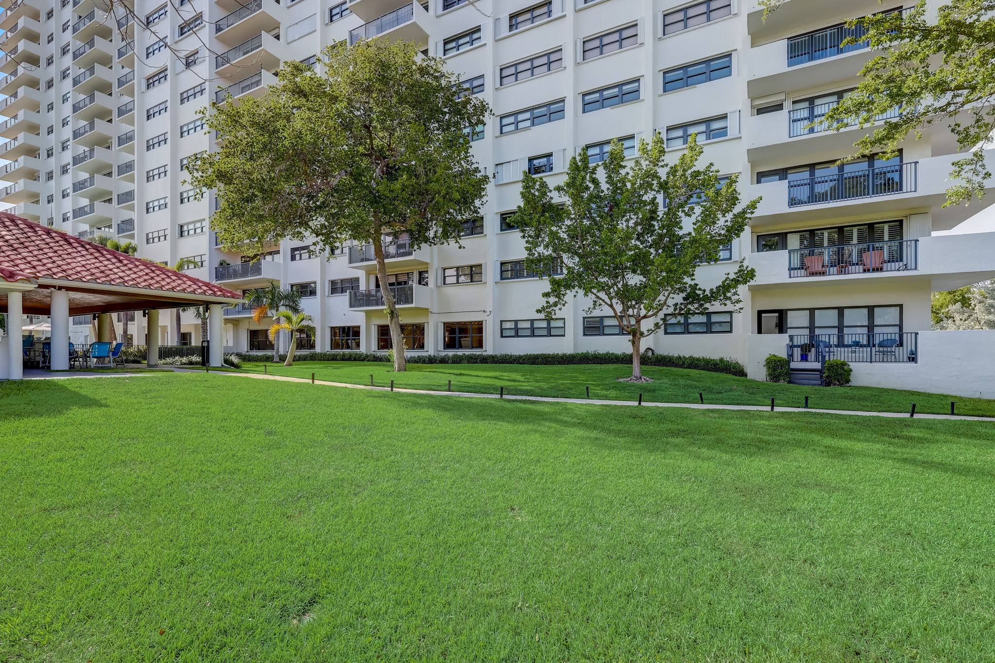 Port Royale Dr N 1207-039