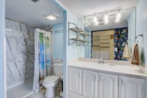 Port Royale Dr N 1207-023