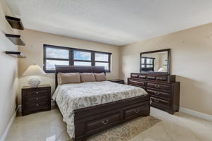 Port Royale Dr N 1207-026