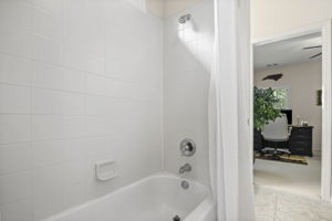  Photo 39