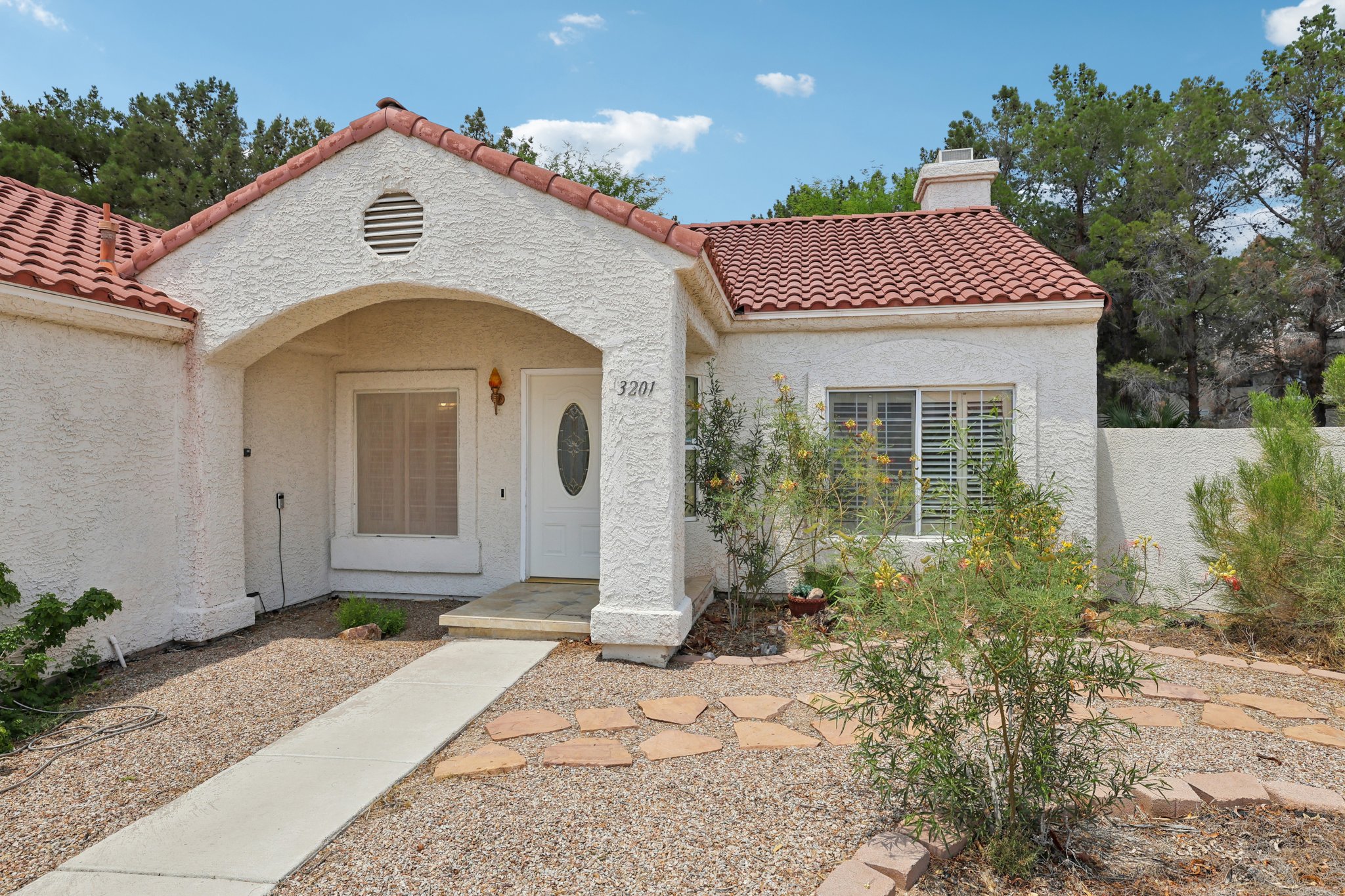 Beacon Shores Cir-0606-005.jpg