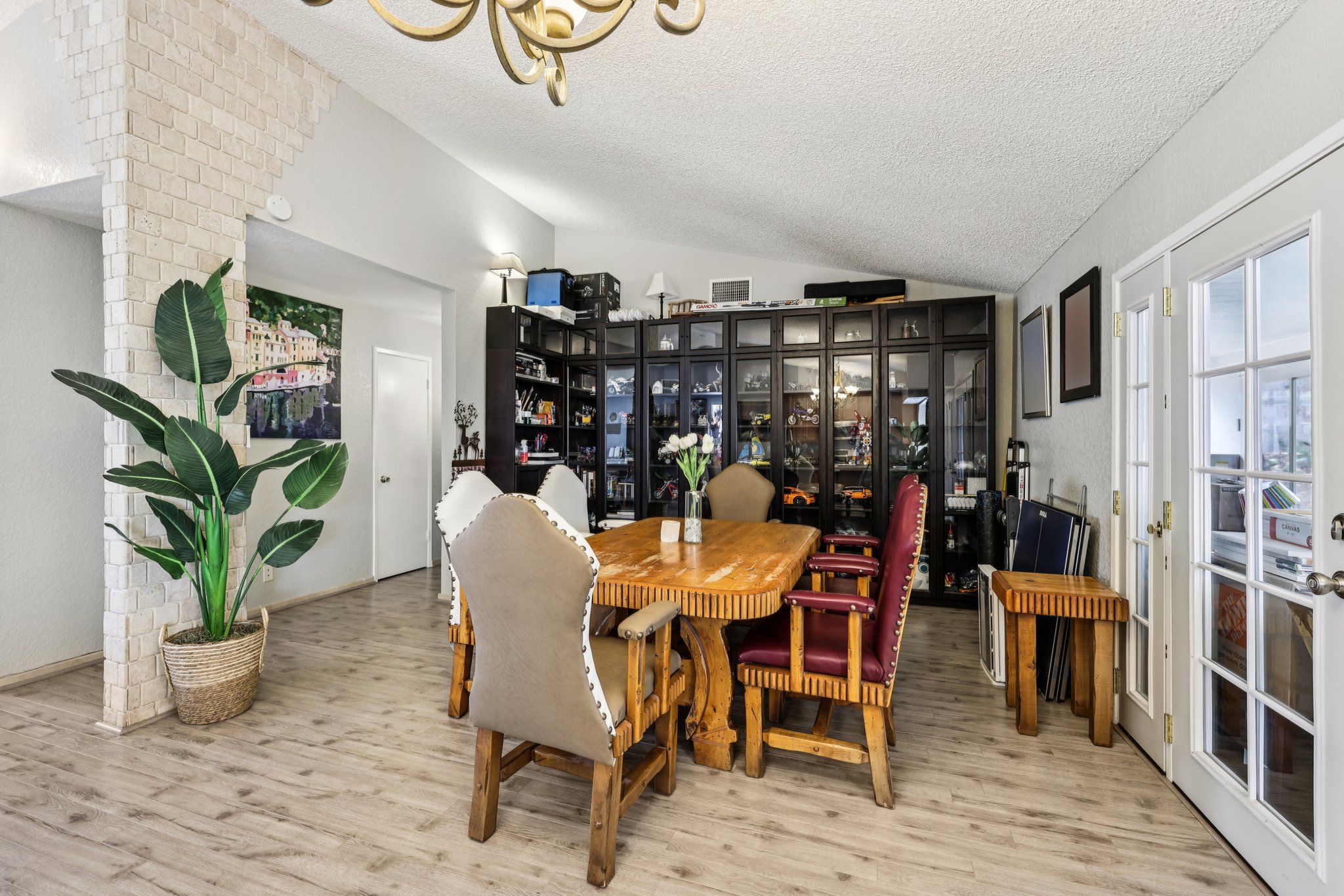 Beacon Shores Cir-0606-010.jpg