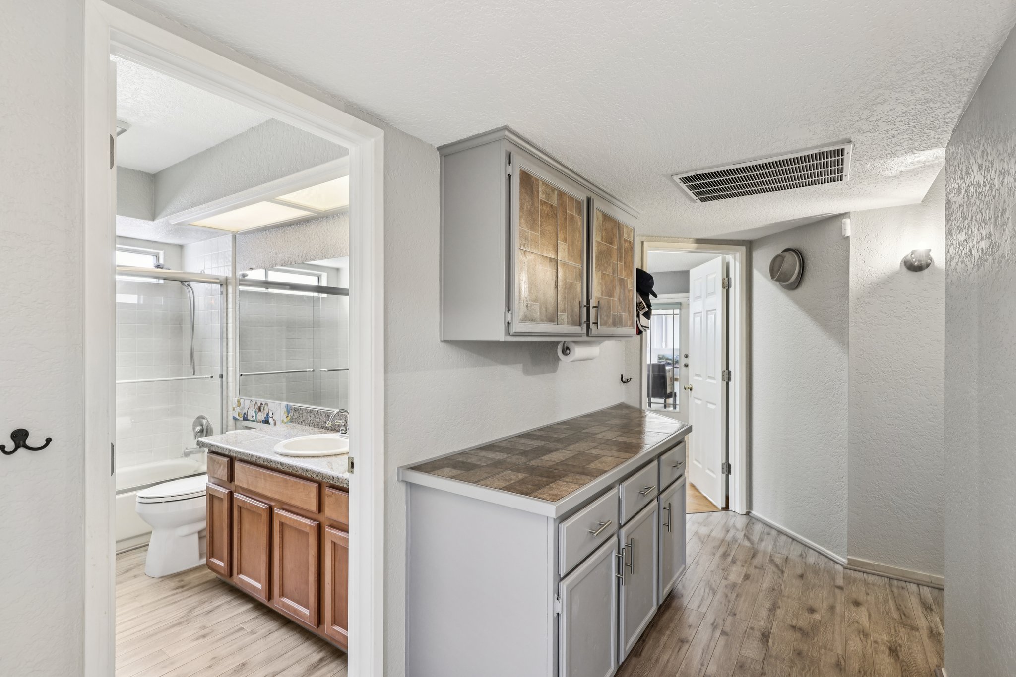 Beacon Shores Cir-0606-019.jpg