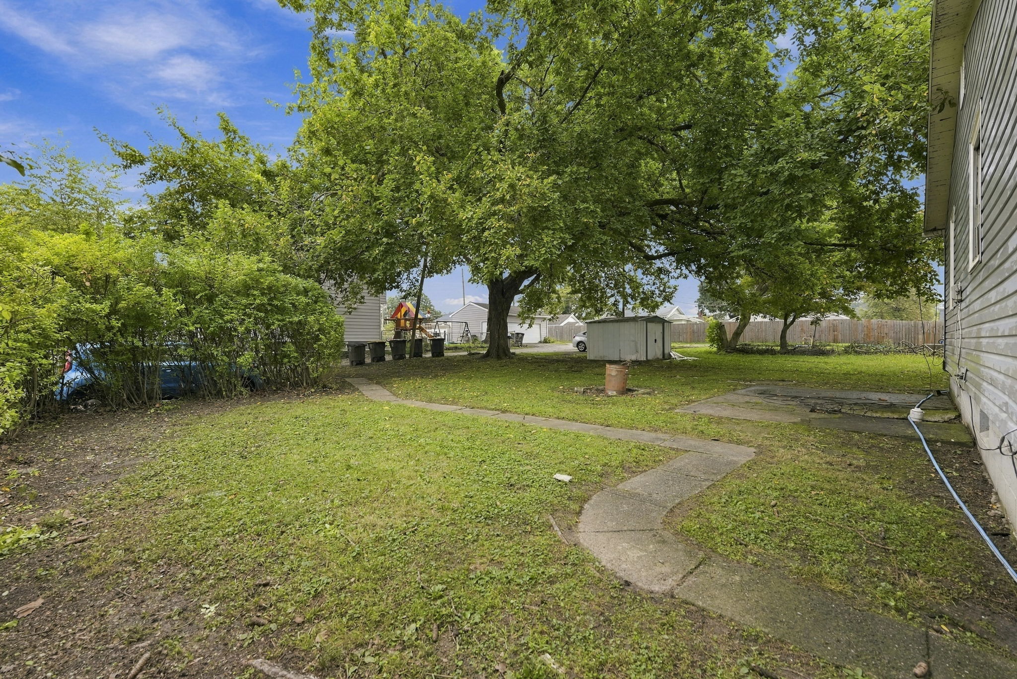  Photo 37