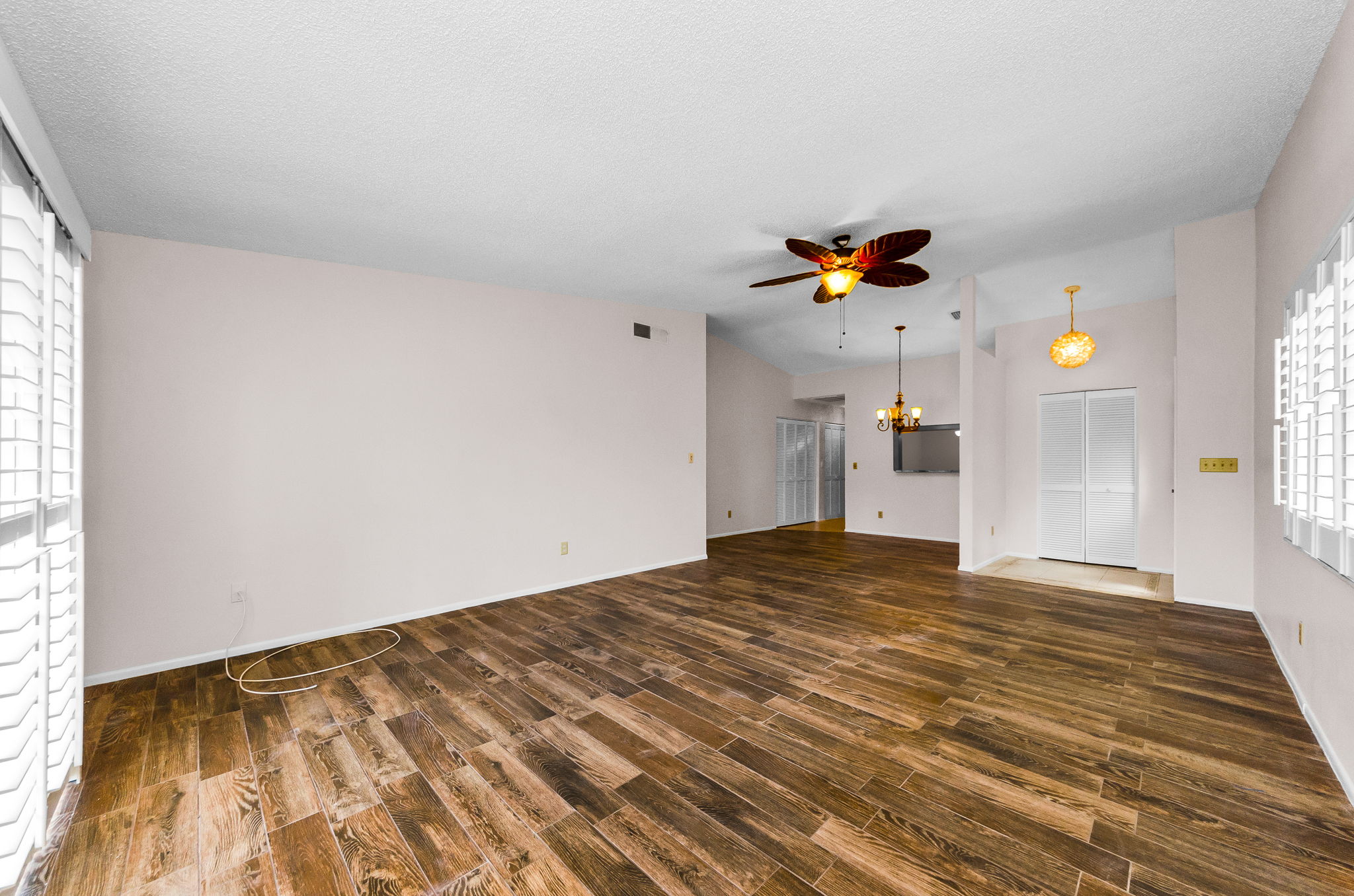 Living Room 4