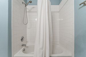  Photo 40