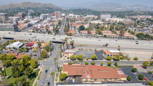  Photo 30