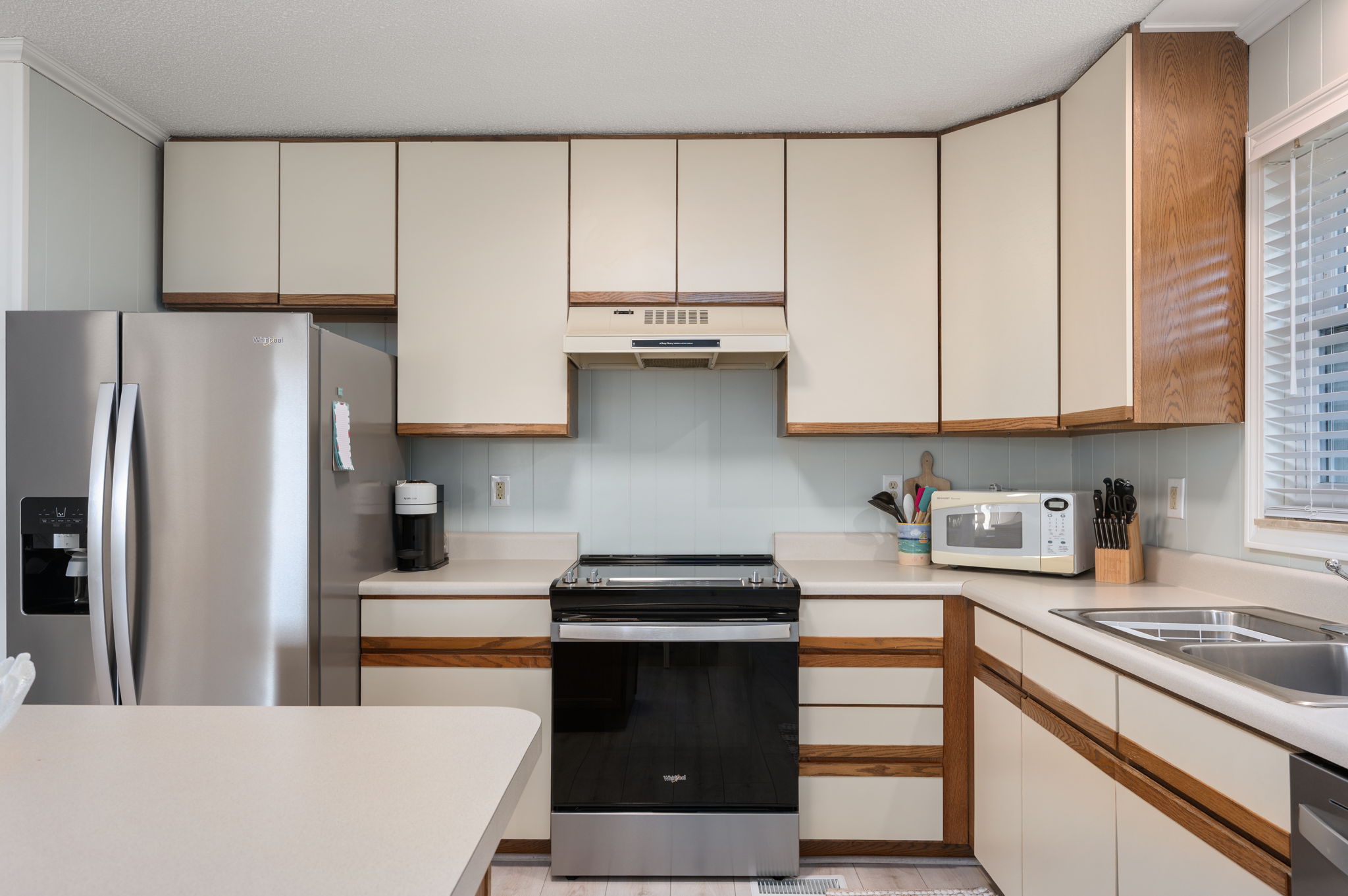 3205-S-Wrightsville-Ave-Kitchen-V4
