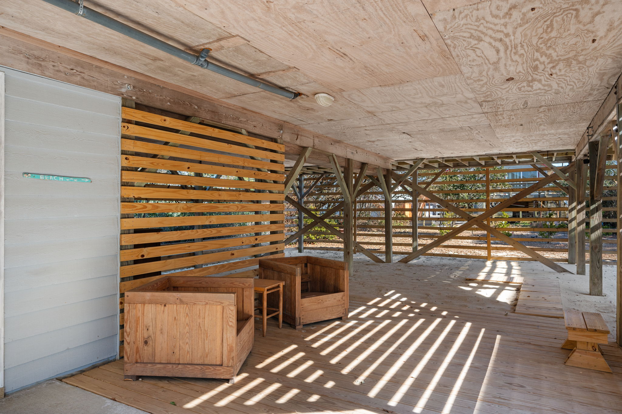 3205-S-Wrightsville-Ave-Patio