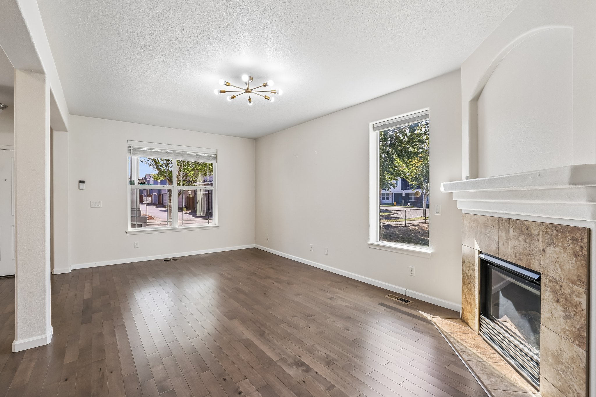 SE White Oak Ave-S1108-014.jpg
