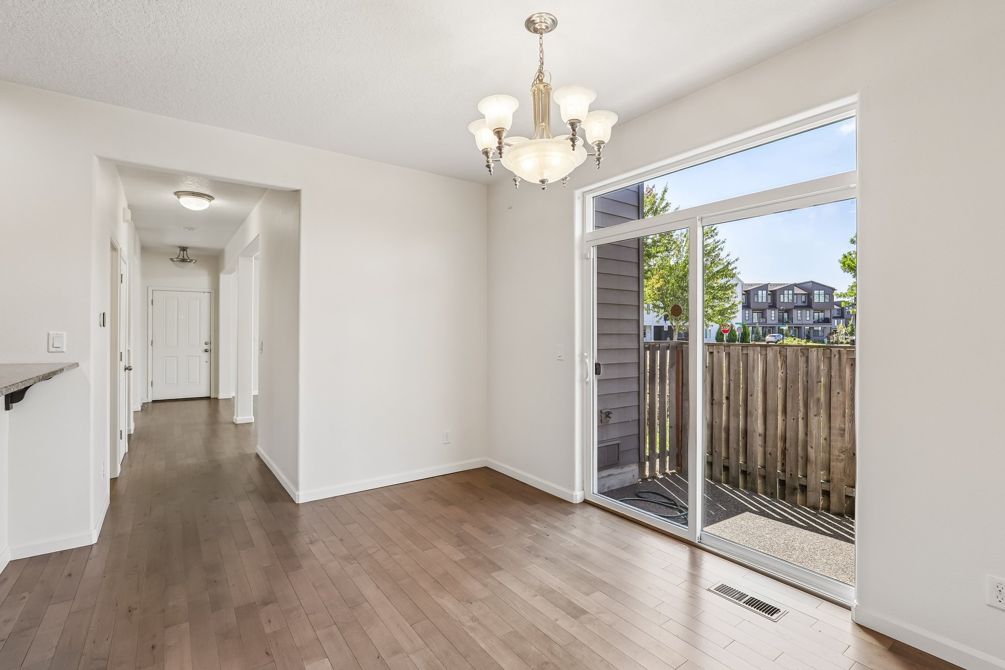 SE White Oak Ave-S1108-020.jpg