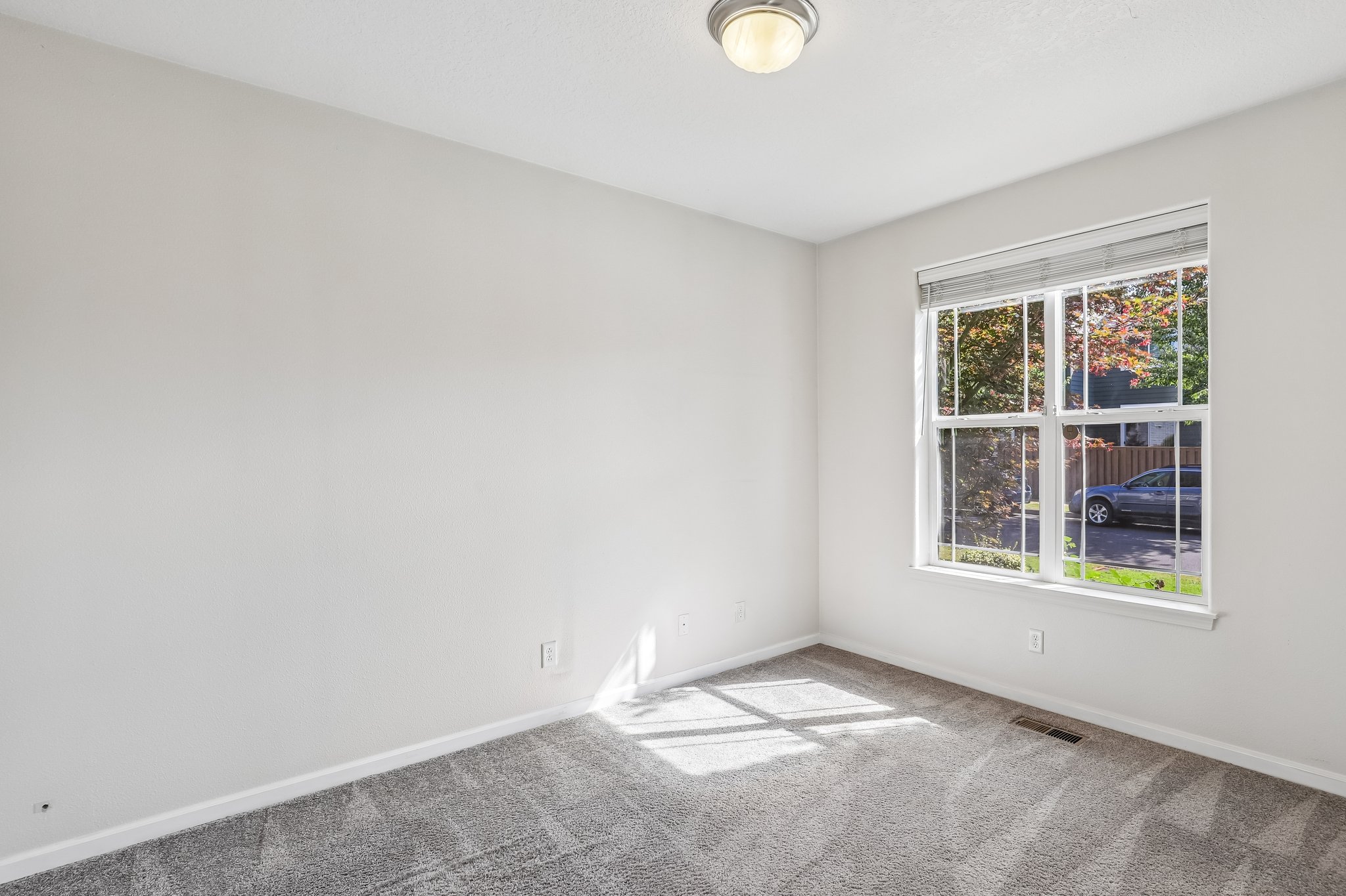 SE White Oak Ave-S1108-030.jpg