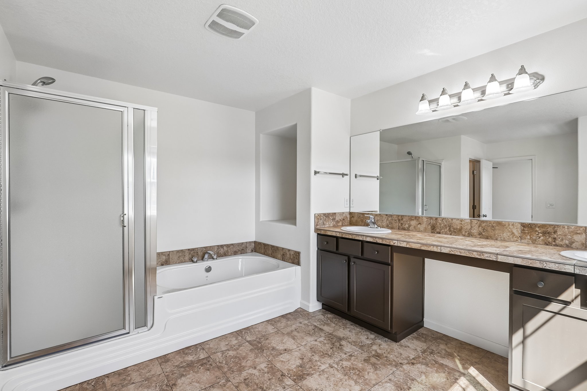 SE White Oak Ave-S1108-043.jpg