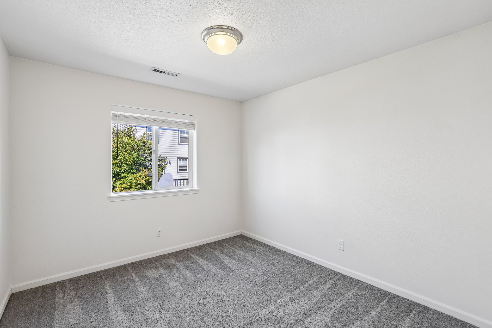 SE White Oak Ave-S1108-058.jpg