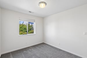 SE White Oak Ave-S1108-056.jpg