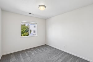 SE White Oak Ave-S1108-058.jpg