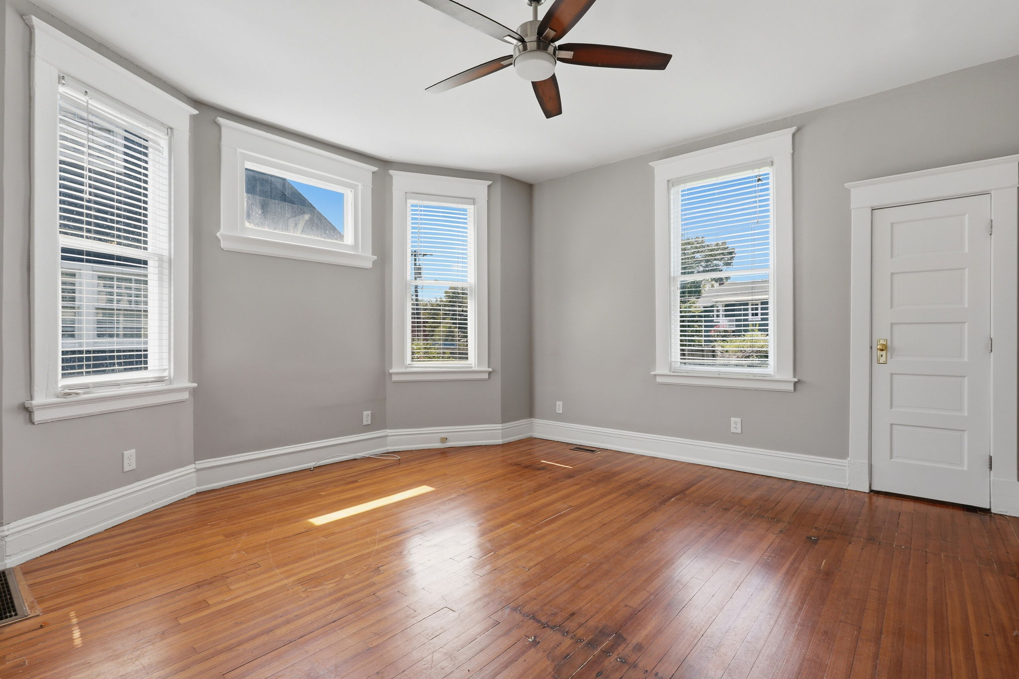 11-Dining Room