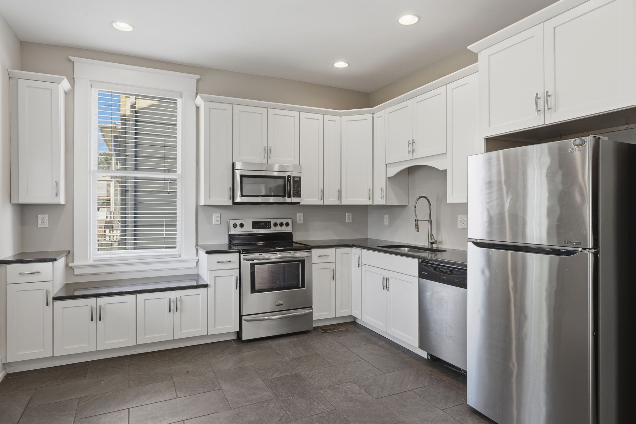 14-Kitchen