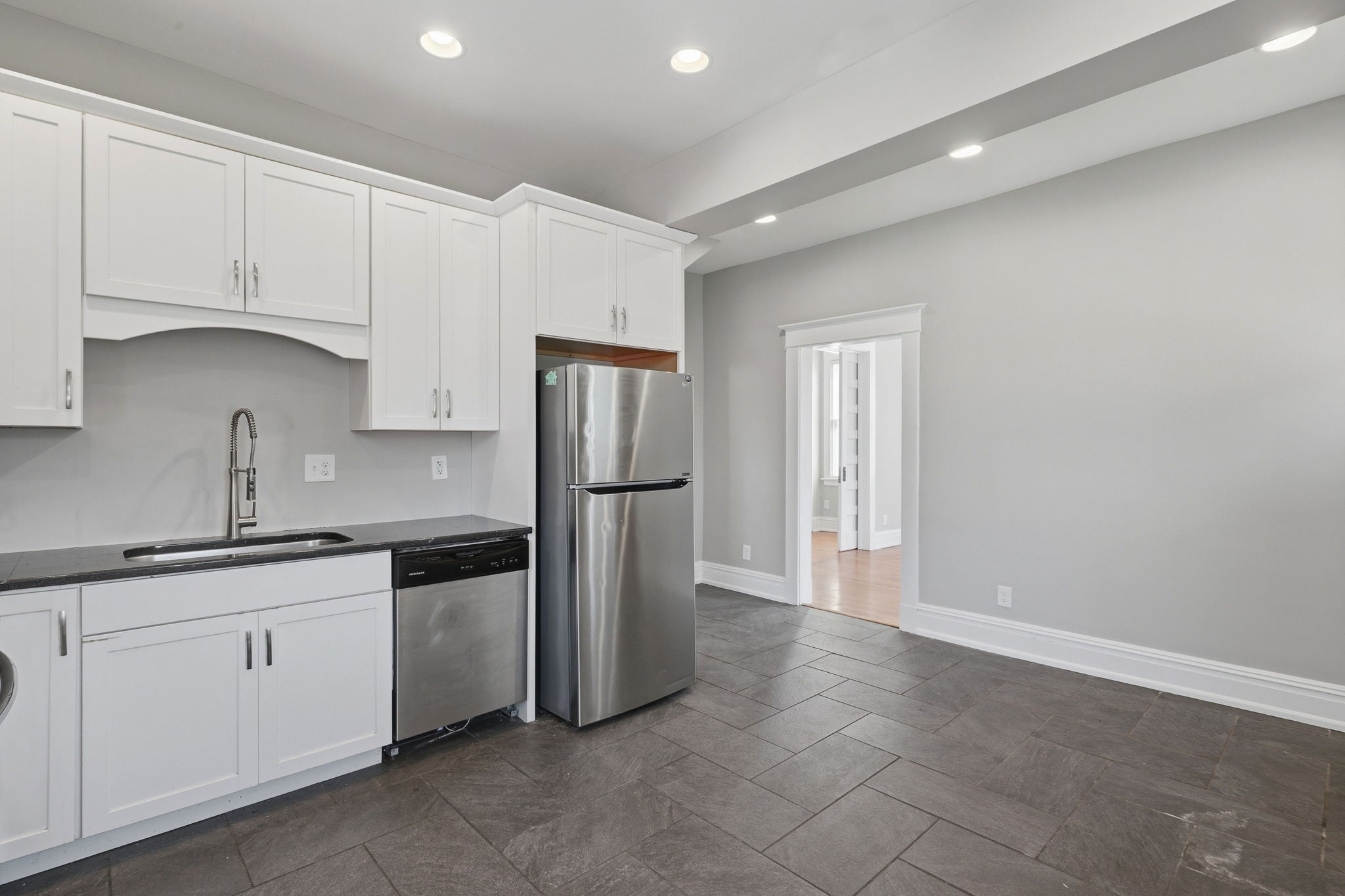 15-Kitchen
