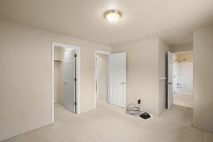  Photo 34