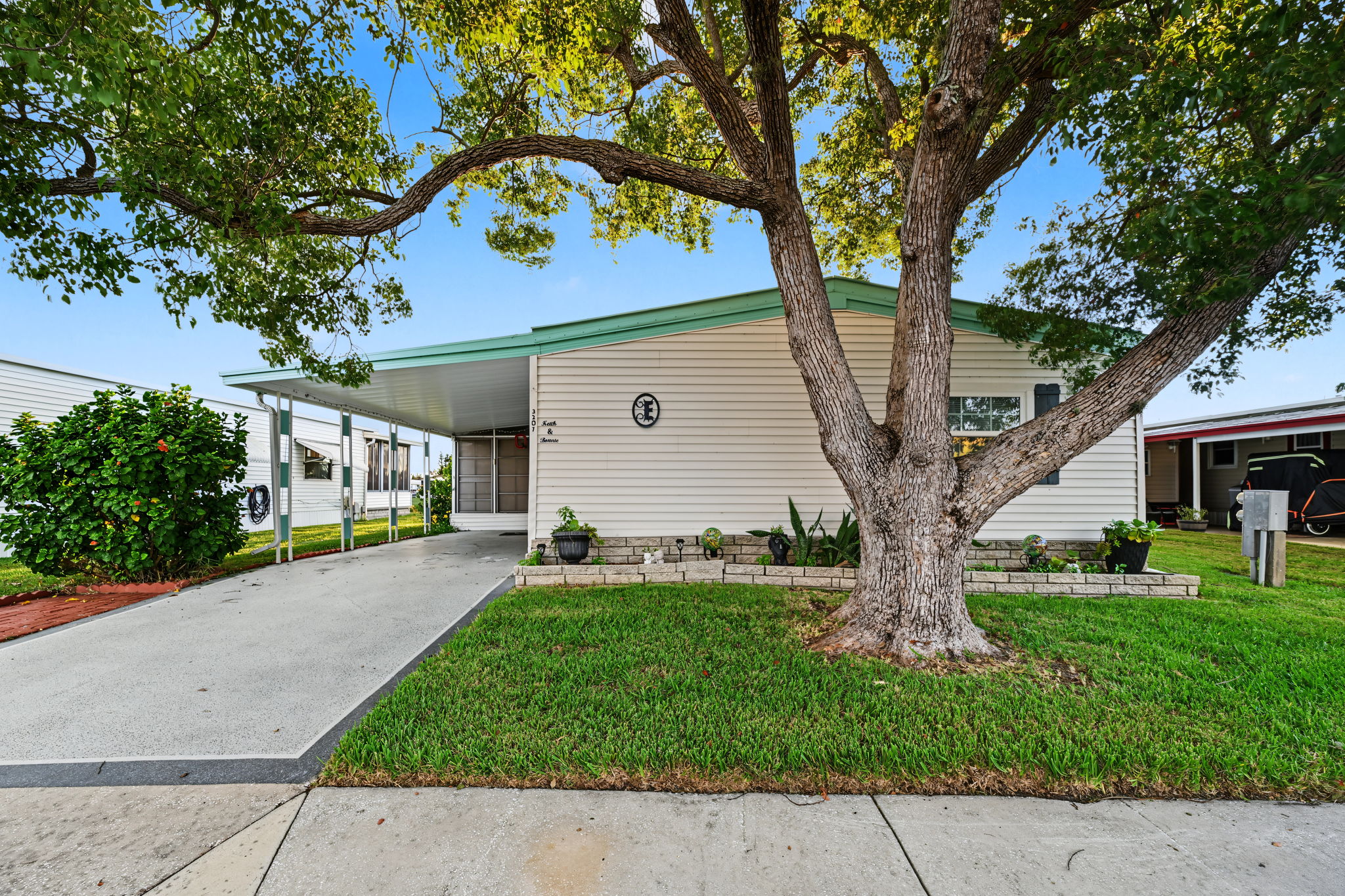 Front Exterior1