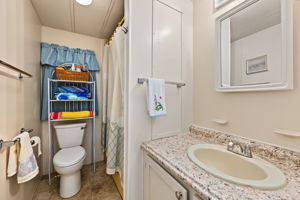 Bathroom2