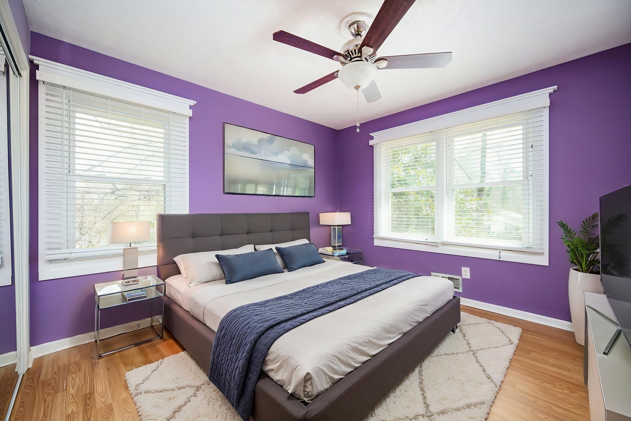 DSC_4495 virtually staged.jpeg