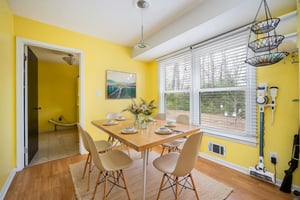 DSC_4546 virtually staged.jpeg