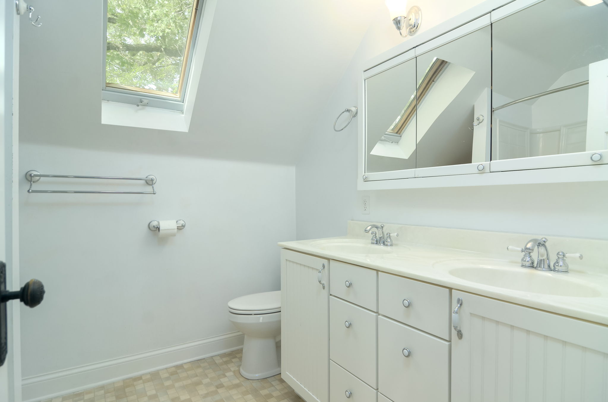  3208 East 25th Street, Minneapolis, MN 55406, US Photo 33