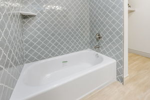 3208 S Austin St 18