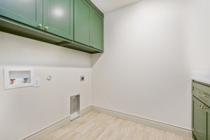 3208 S Austin St 20
