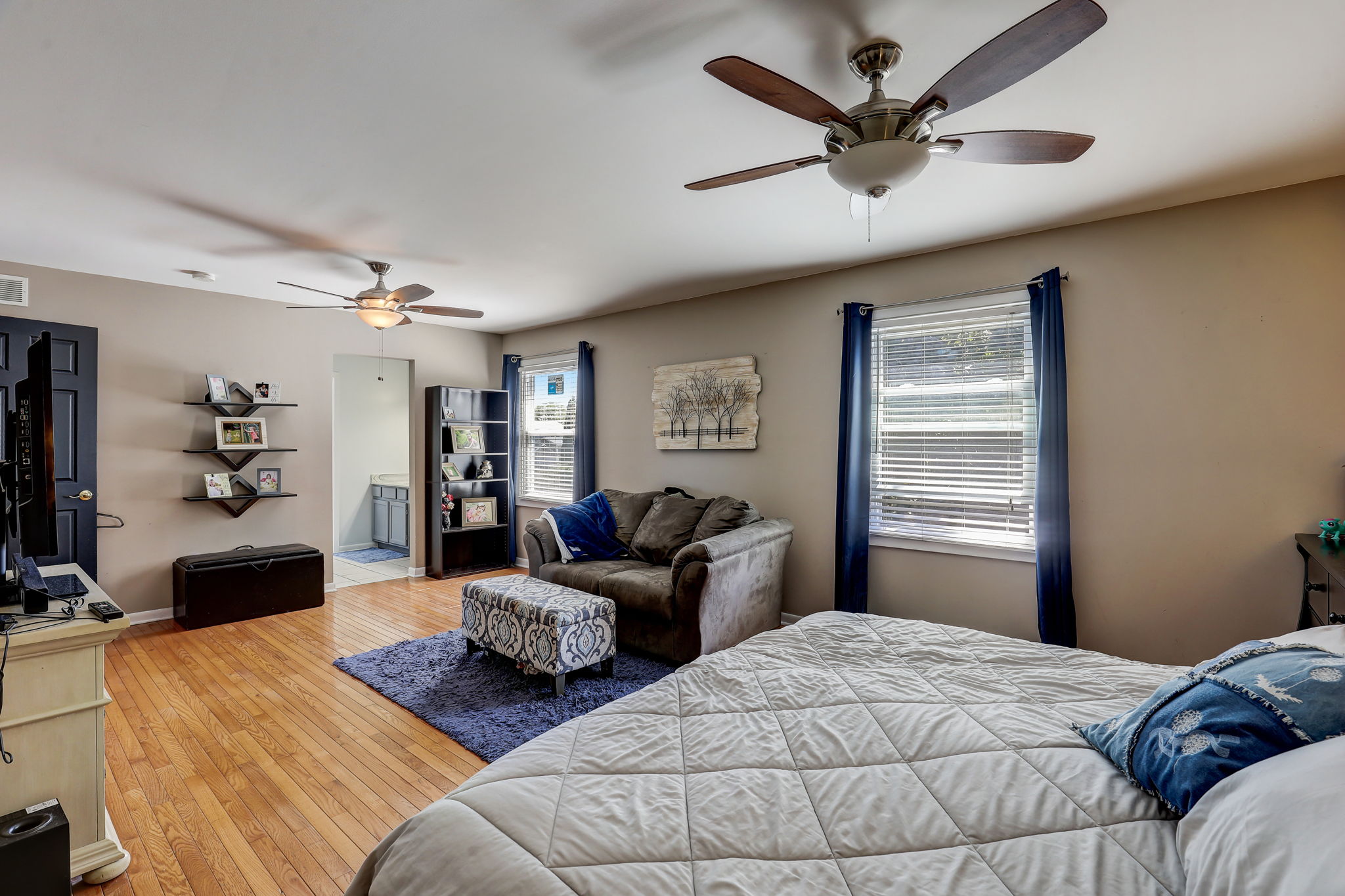 W Brenton Dr-044