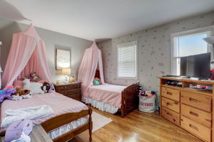 W Brenton Dr-033