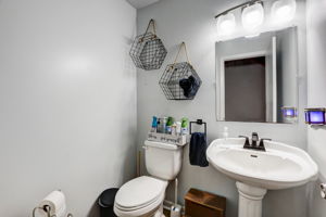 W Brenton Dr-029