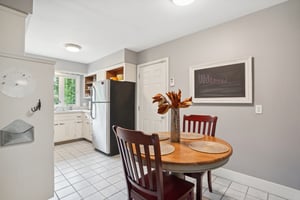 Wendhurst Ave-014.jpg