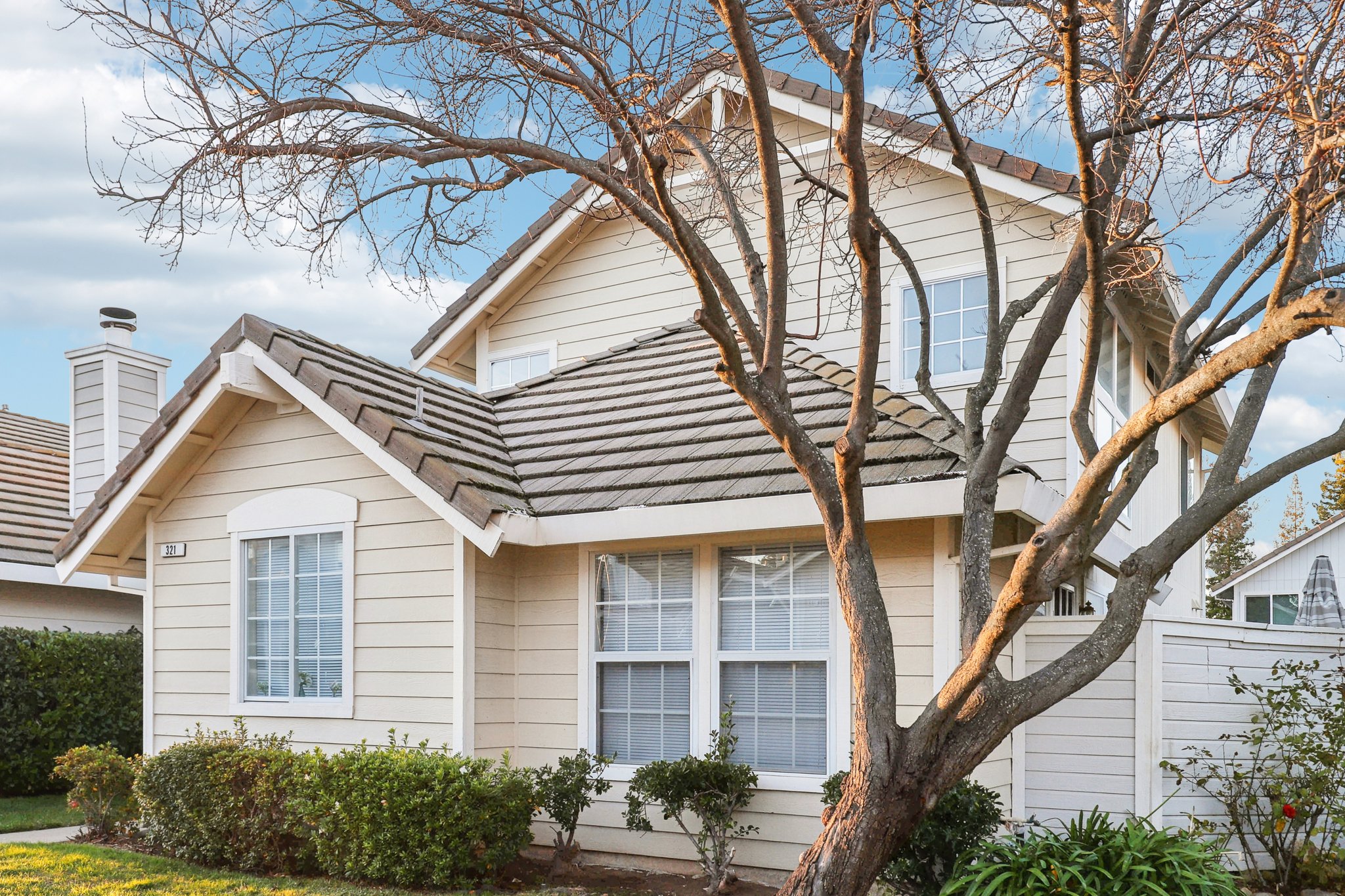 Baird Dr-S0901-003.jpg