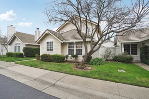 Baird Dr-S0601-003.jpg