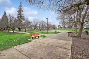 Baird Dr-0601-908.jpg