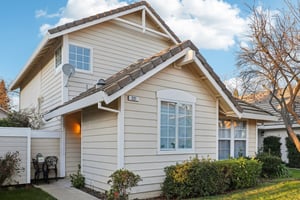 Baird Dr-S0901-002.jpg