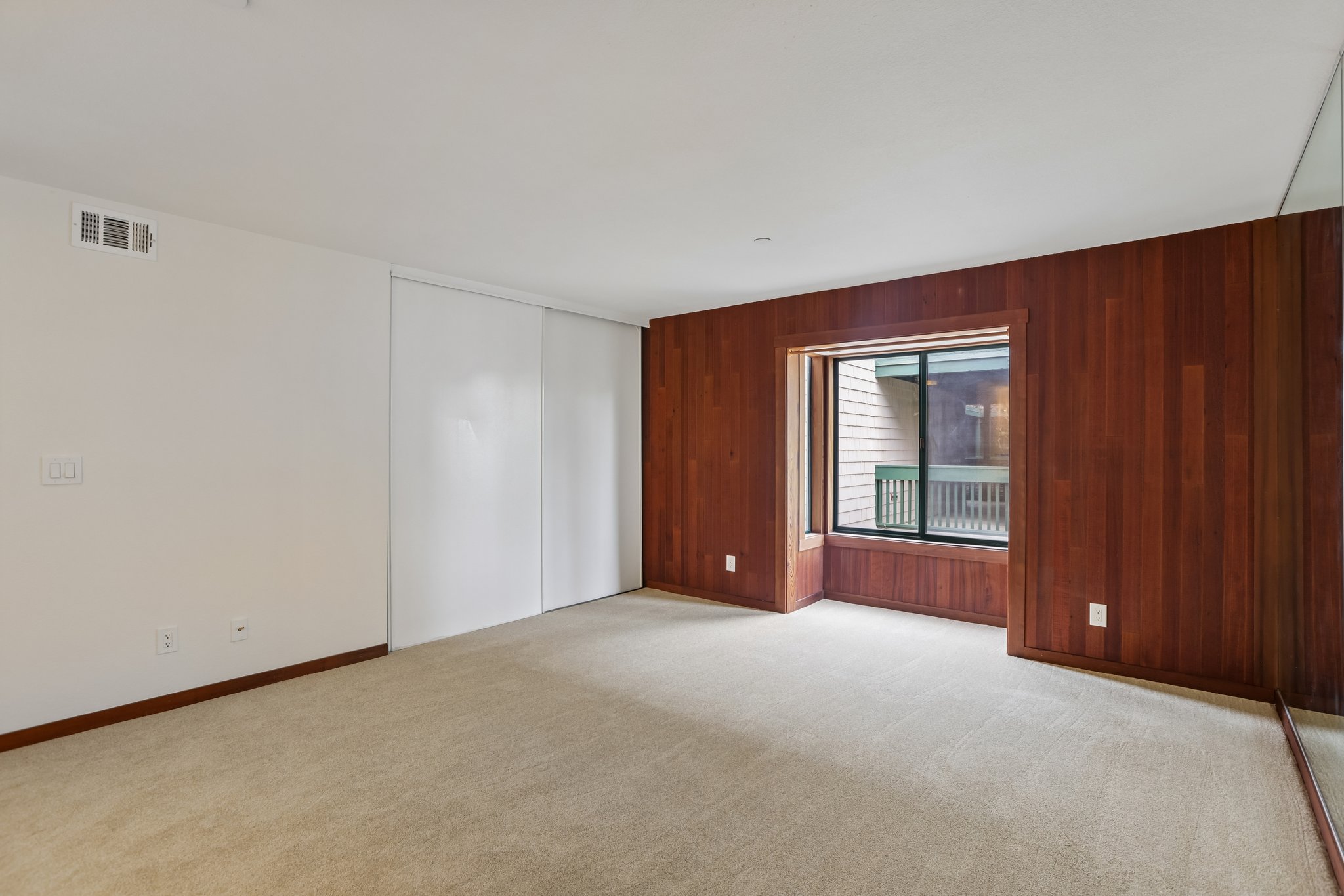 Broadway a2-S0106-022.jpg