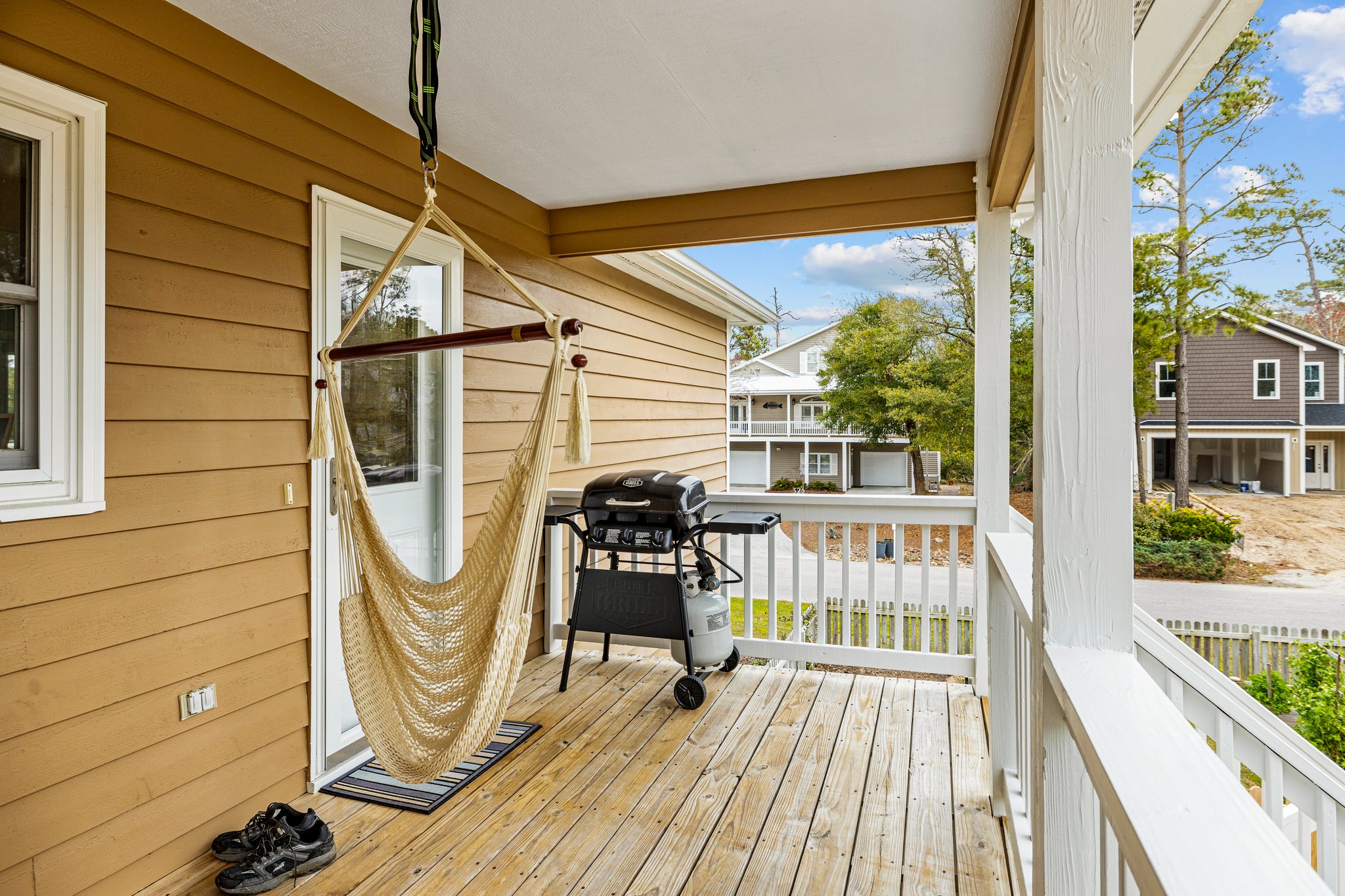 321 Cape Lookout Loop, Emerald Isle, NC 28594, USA Photo 6