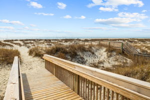 321 Cape Lookout Loop, Emerald Isle, NC 28594, USA Photo 70