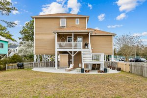 321 Cape Lookout Loop, Emerald Isle, NC 28594, USA Photo 4