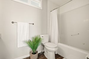  Photo 31
