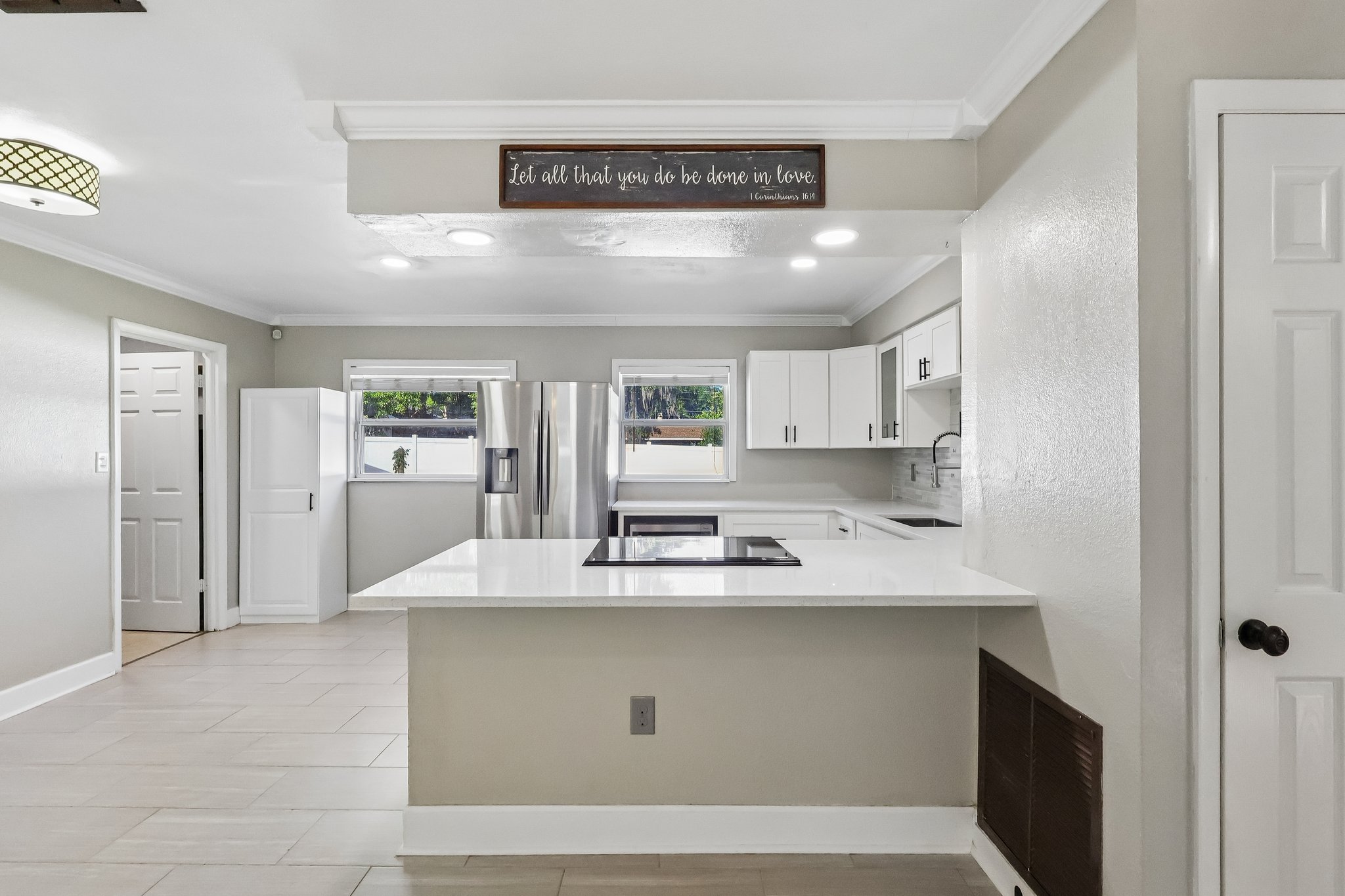 E 11th Ave-S0205-014.jpg