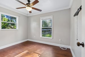 E 11th Ave-S0205-022.jpg